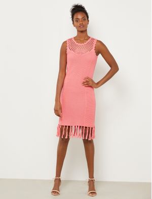 Vestido de crochet con flecos