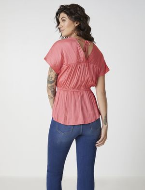 Blusa Plisada Satinada Peplum