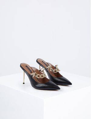 ZAPATOS DE TACÓN AGUJA CON CADENA