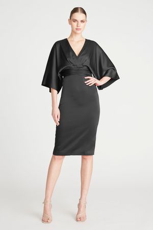 VESTIDO CORTO SATINADO CON PLIEGUES MANGA DOLMAN