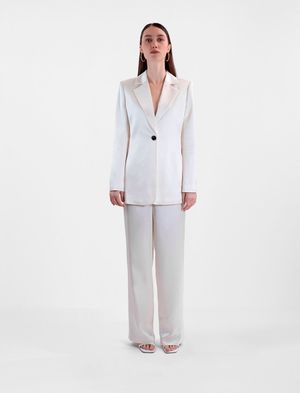 BLAZER SATINADO CON BOTÓN