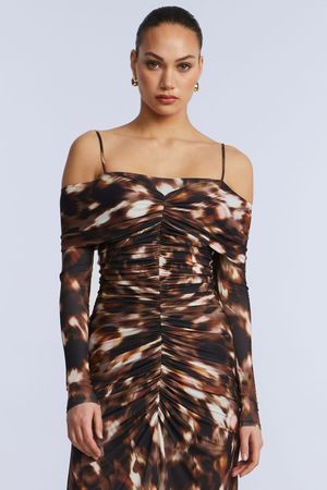 VESTIDO MIDI HOMBROS DESCUBIERTOS FRUNCE ANIMAL PRINT LEOPARDO ABSTRACTO